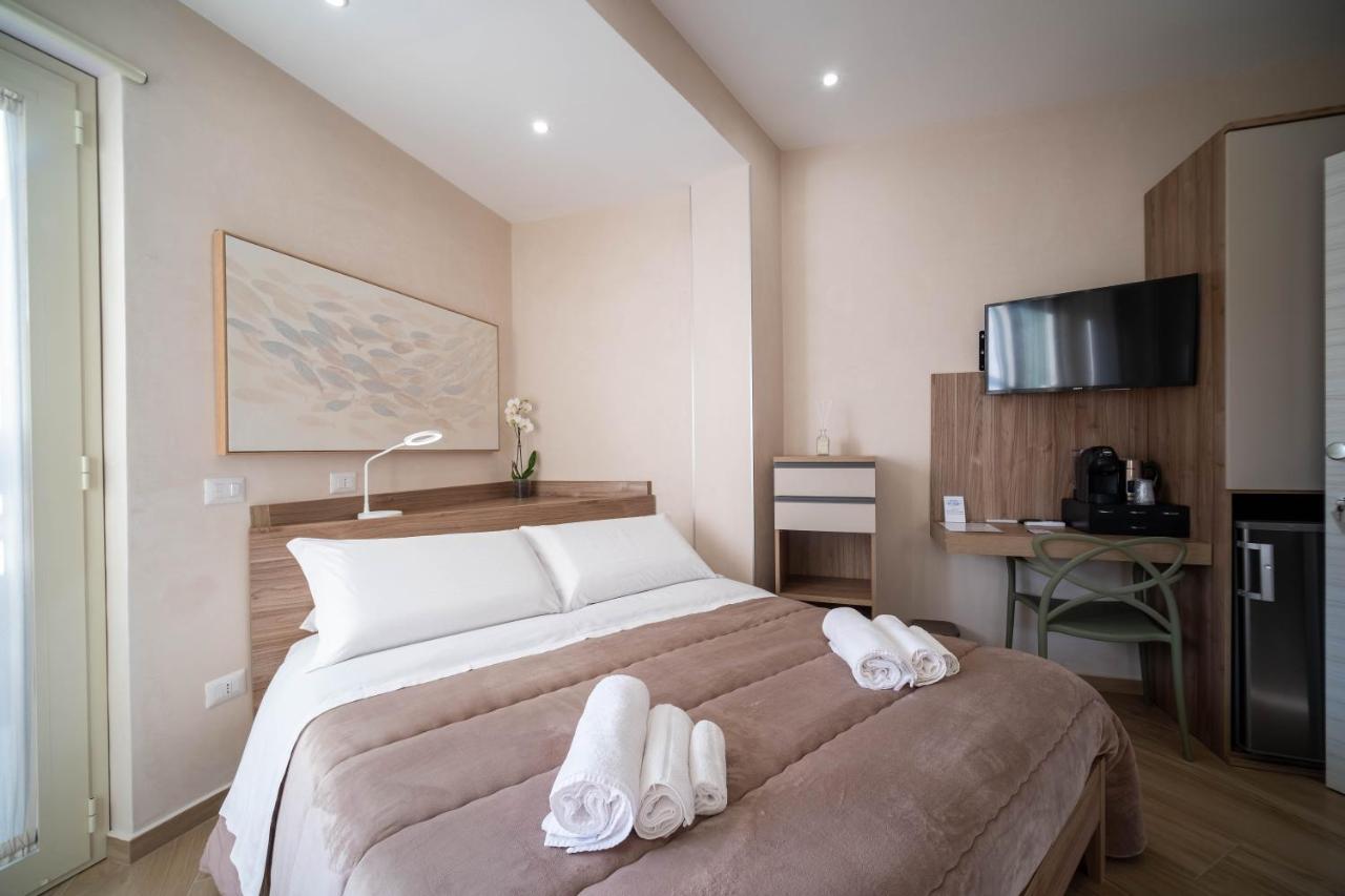 Esperia B&B Оливери Экстерьер фото